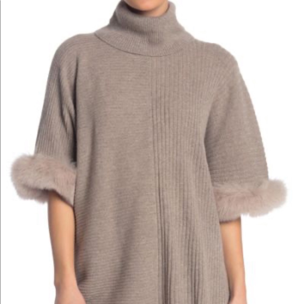 Genuine fox fur ribbed cashmere turtleneck poncho